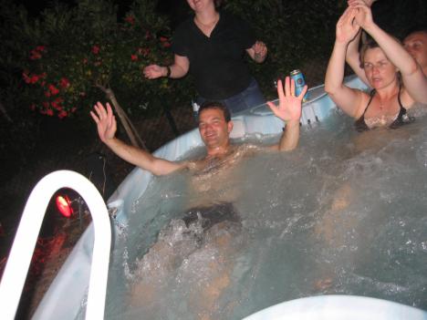 Party 271.jpg   30kb   26.03.2021 22:26:07